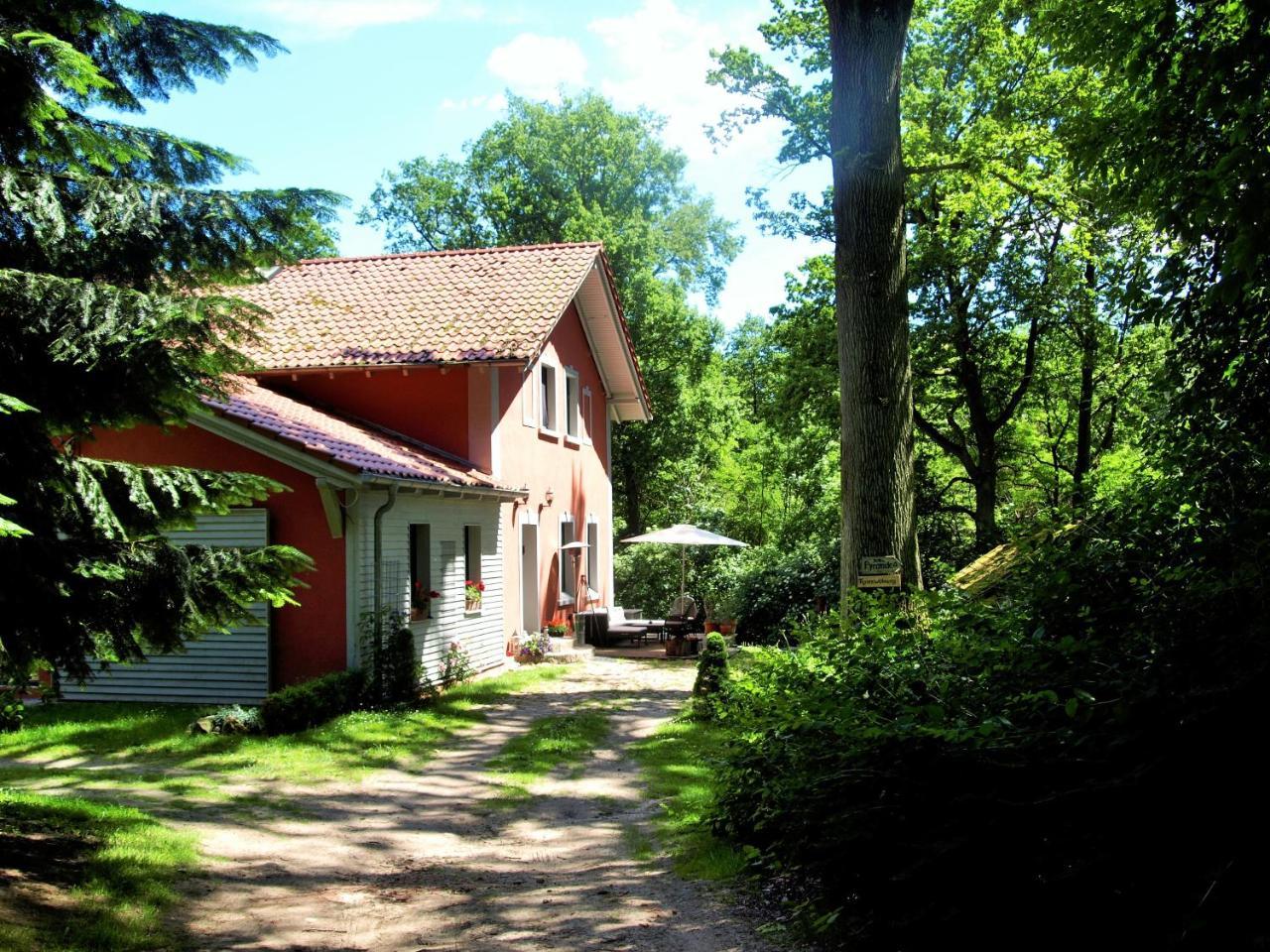 Altes Forsthaus Garzau公寓 外观 照片